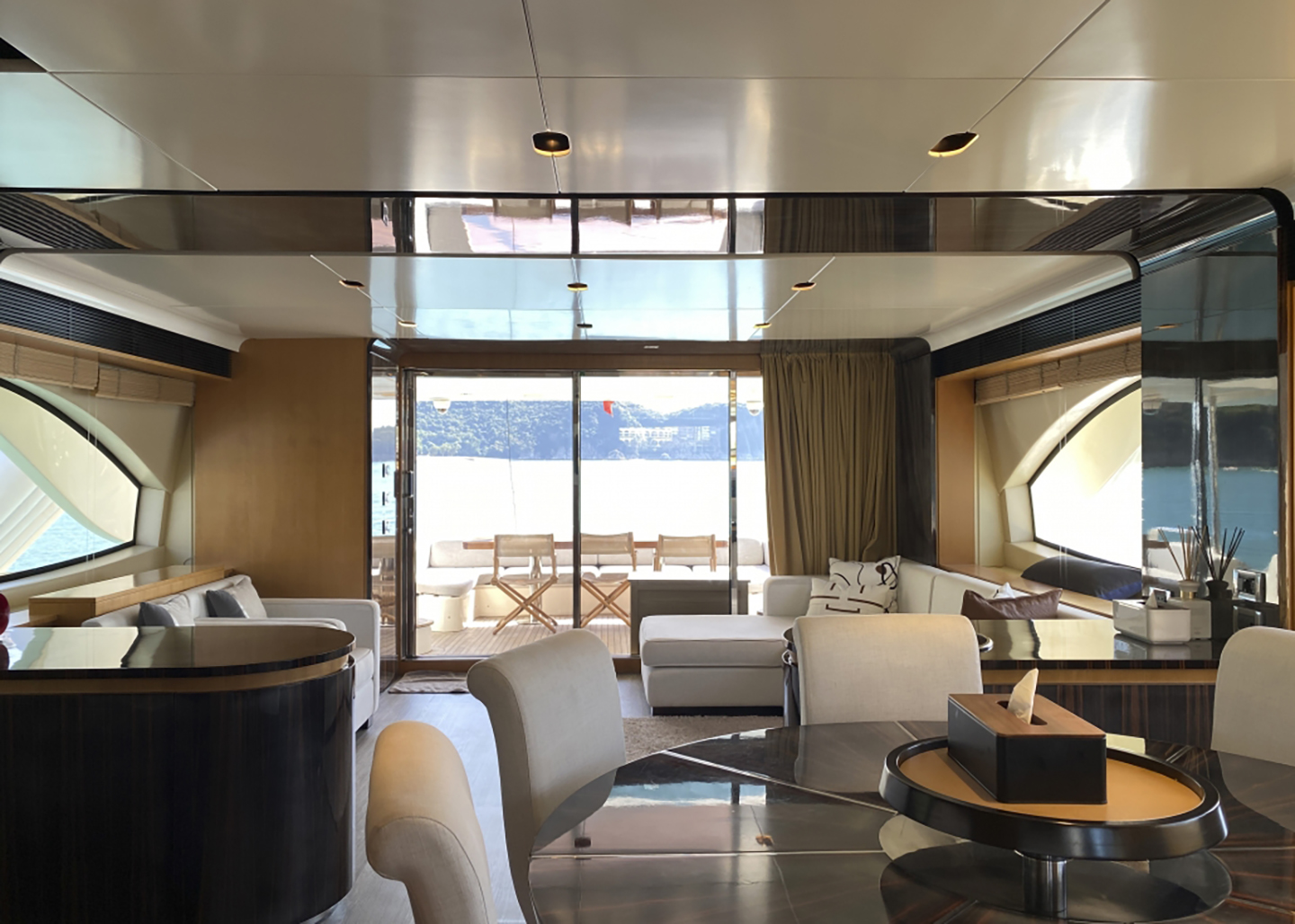 Azimut 88 Hong Kong Exclusive Venue Boats & Yachts1