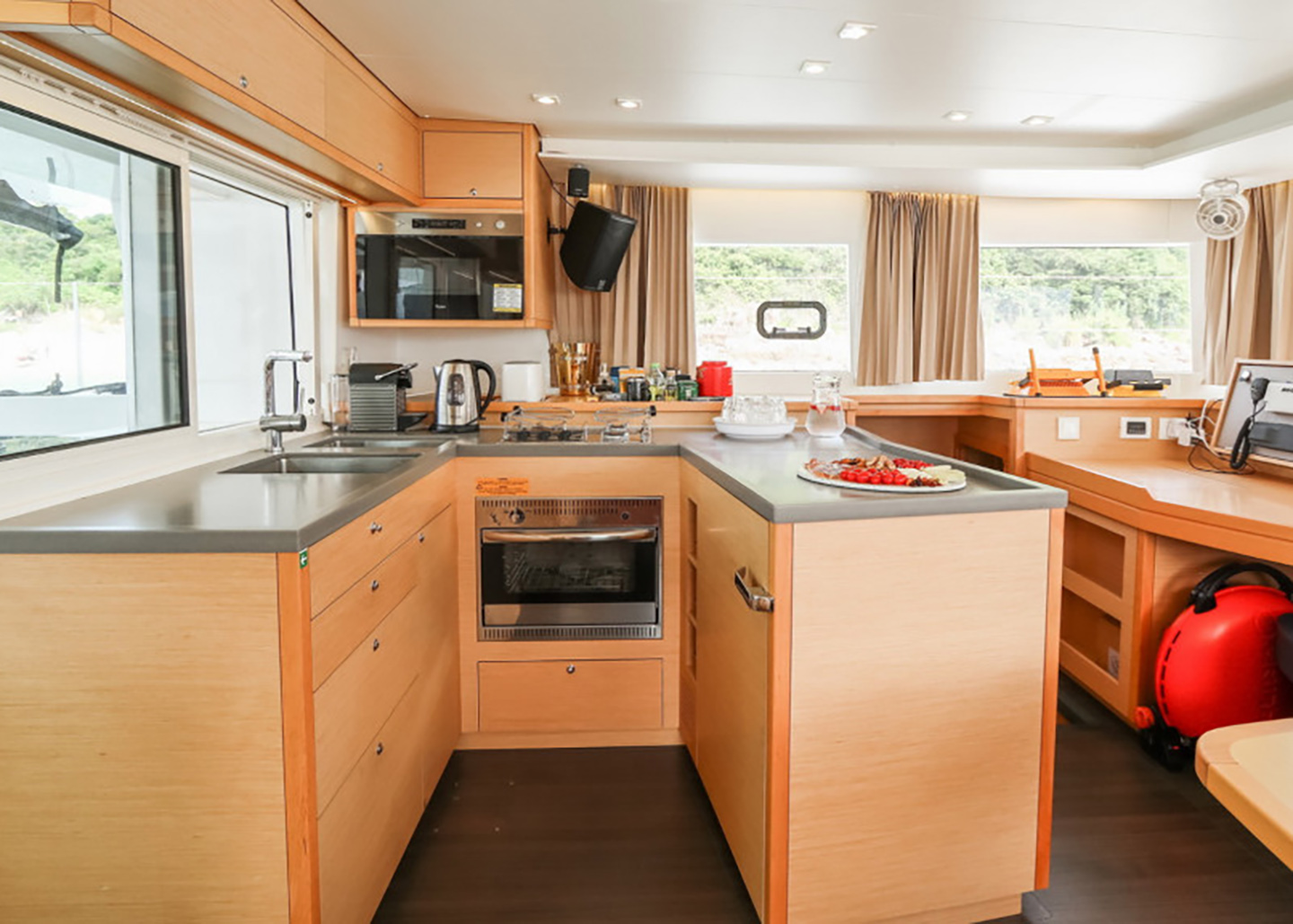 Lagoon 45 Hong Kong Exclusive Venue Boats & Yachts7