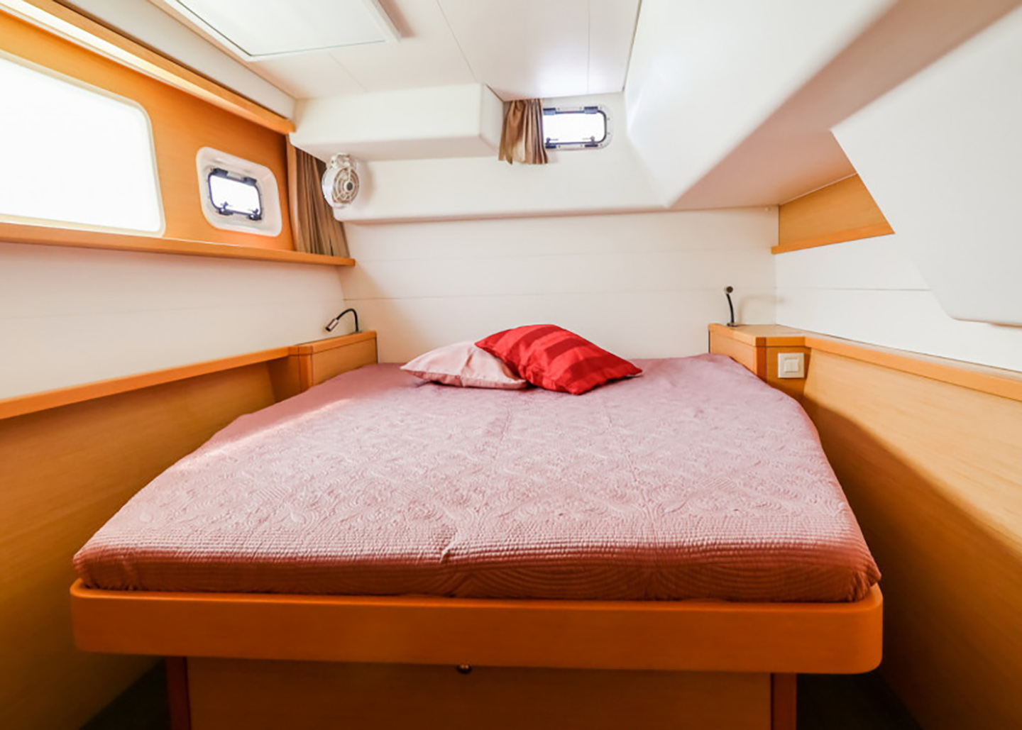 Lagoon 45 Hong Kong Exclusive Venue Boats & Yachts7