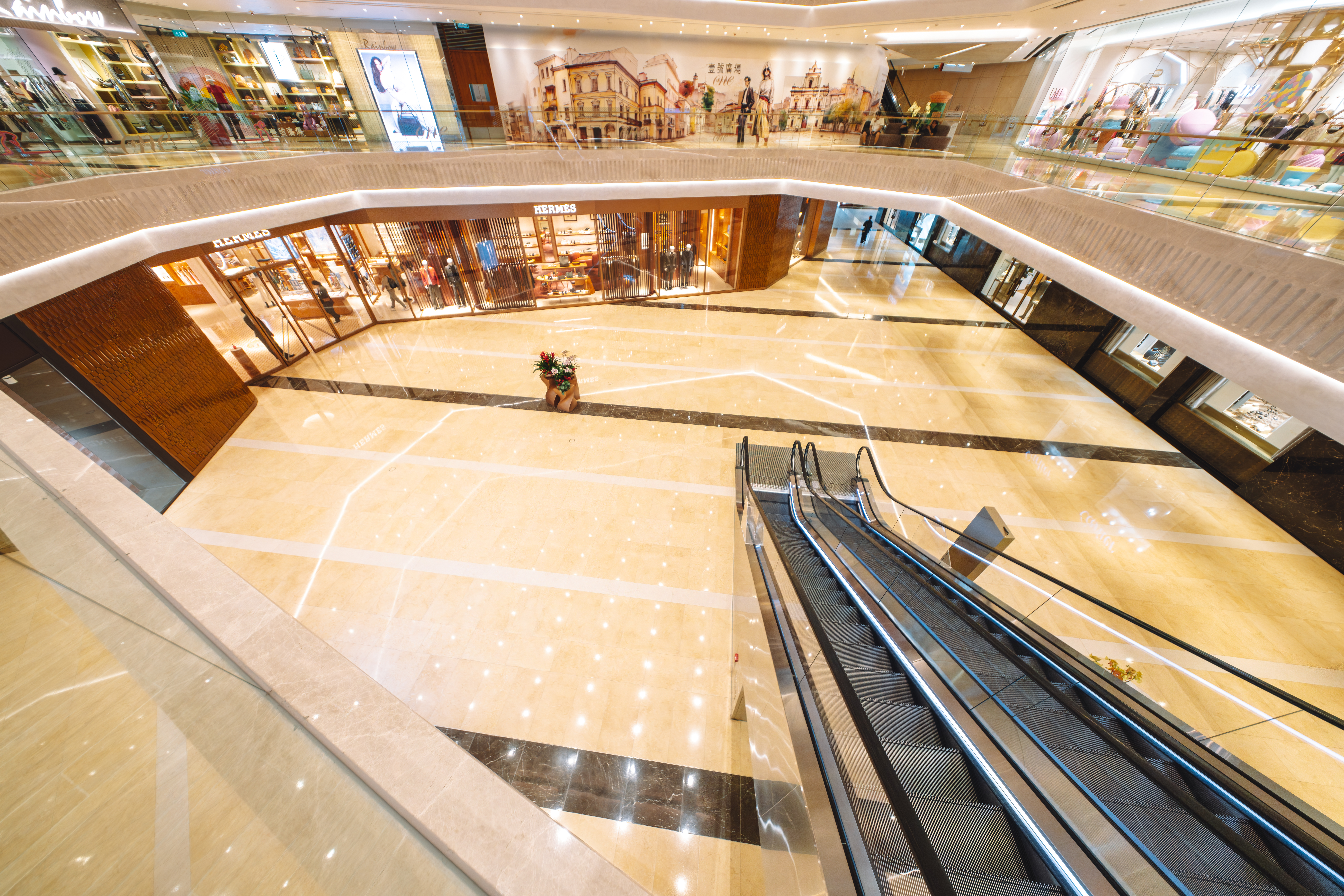 Exclusive Venue - Hong Kong - Mall Pop Up