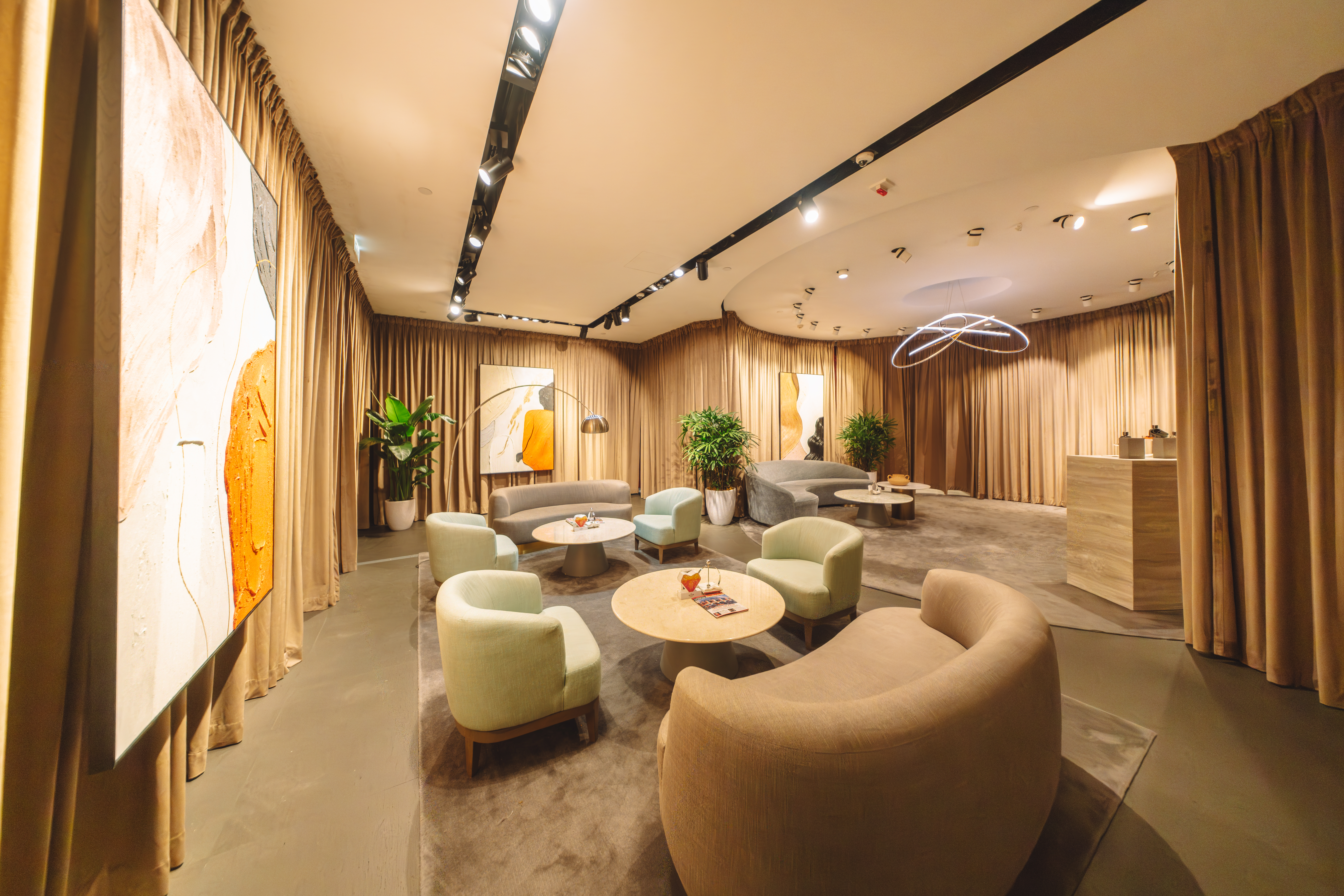 Exclusive Venue - Hong Kong - Signature Lounge