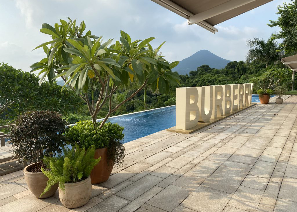 Exclusive Venue Hong Kong market luxury hong kong property hight net worth clients